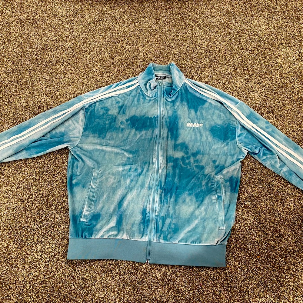 SWEATSHIRT AND PANTS NERDY BRAND KOREA

TEAL/ TURQUOISE/ GREEN/ BLUE